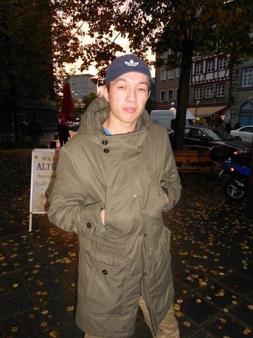  ,   Ali, 40 ,   