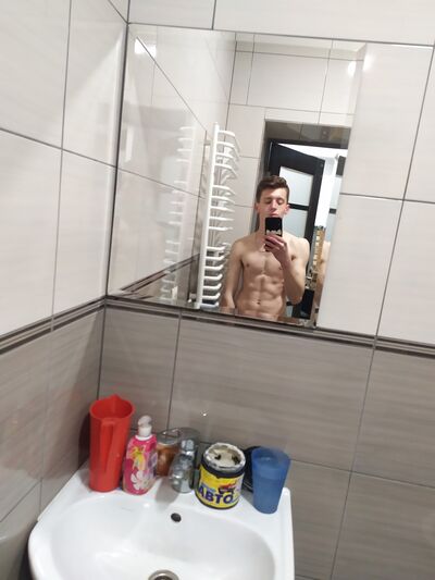  ,   Denis, 28 ,   ,   , c 
