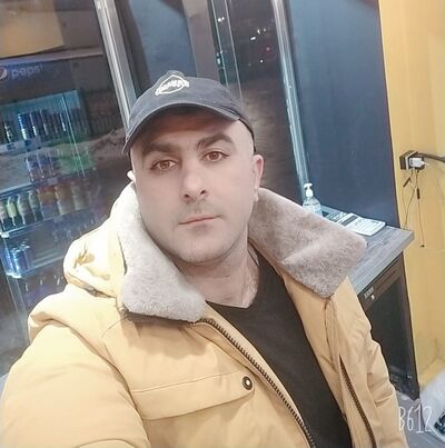  ,   Mohamad, 39 ,   ,   