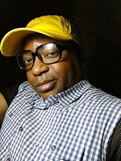  ,   DJ HILARY, 40 ,     , c , 