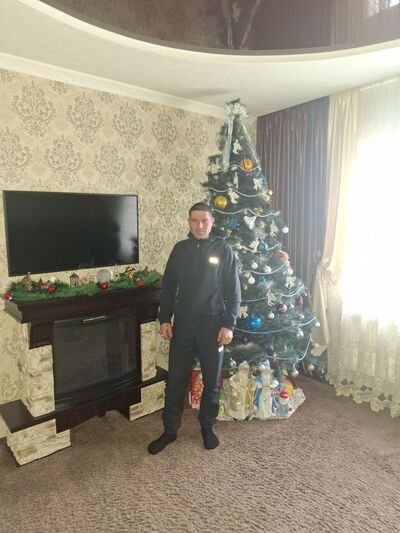  ,   Alex, 38 ,   ,   