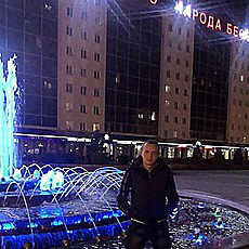  ,   Kolya, 33 ,   