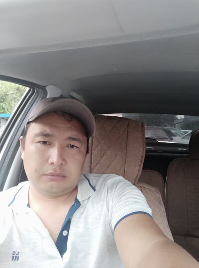  ,   Ali, 37 ,   ,   