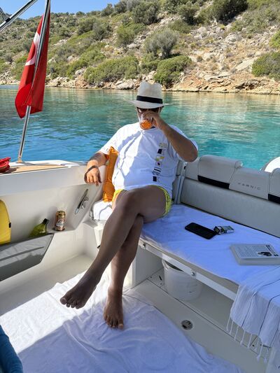  ,   Alex, 46 ,   ,   , c , 