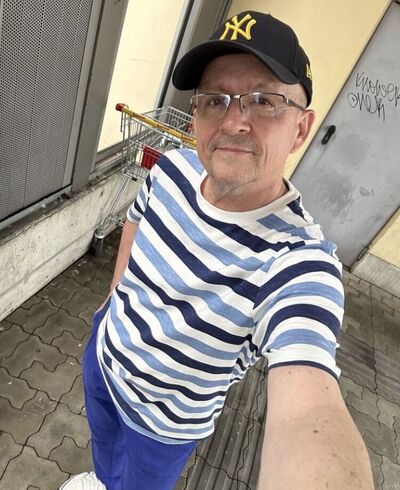  ,   Patrik, 52 ,   ,   