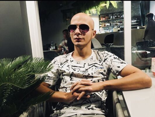  ,   Konstantin, 23 ,   c 