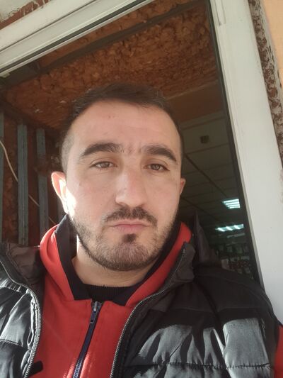  ,   Ali, 33 ,   ,   