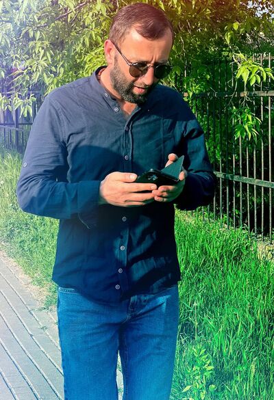  ,   Anzori, 38 ,   ,   