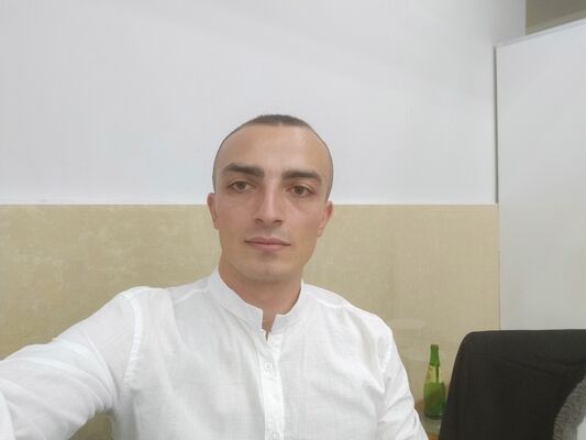  ,   Avtandil, 28 ,   ,   