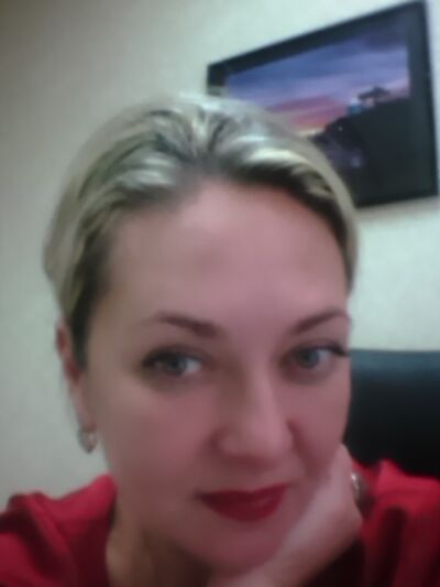  ,   INNA, 48 ,   ,   , c 