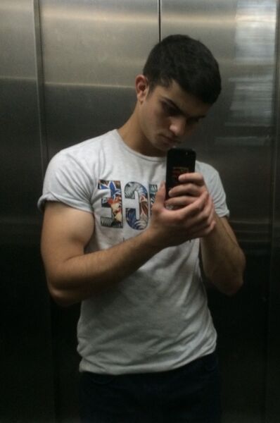 ,   Eldar, 30 ,   