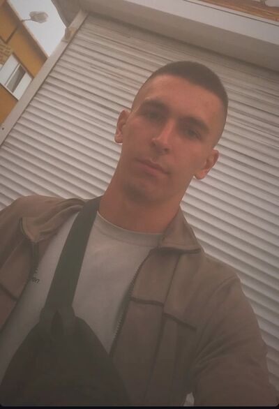  ,   Valera, 19 ,     , c 