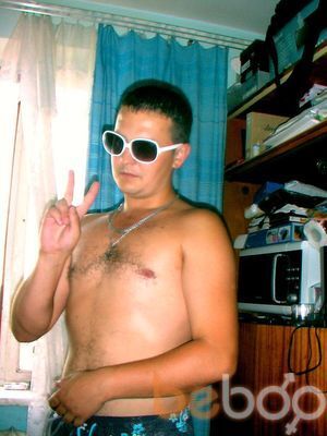  ,   Roman, 40 ,   