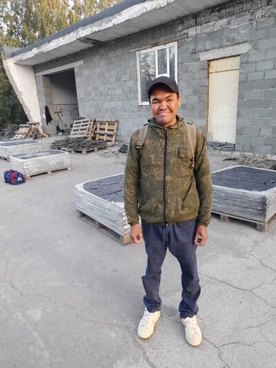  ,   Alik, 37 ,   c 