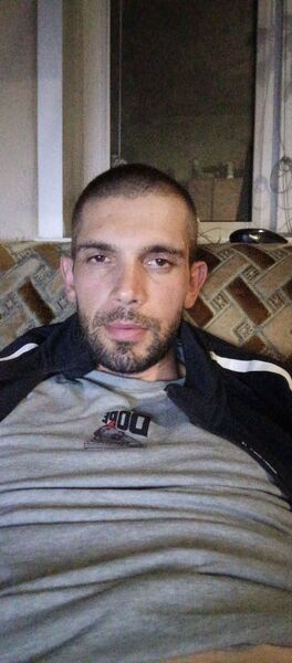  ,   Stepan, 34 ,   ,   