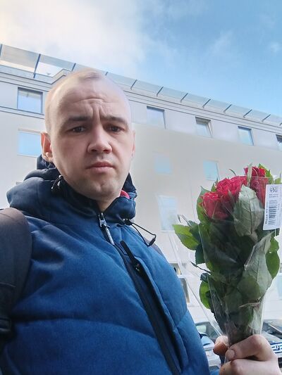  ,   Oleksandr, 35 ,   ,   