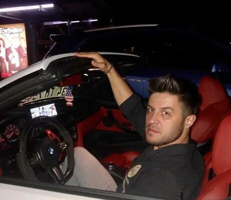  ,   Alex, 40 ,   ,   