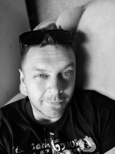  ,   Denis, 35 ,   ,   , c 