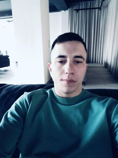  ,   Stanislav, 22 ,  