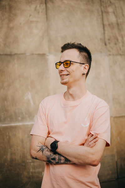  ,   Alex, 30 ,   ,   , c 