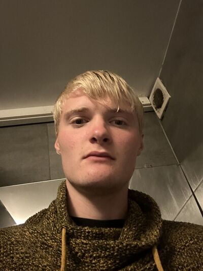  ,   Damian, 23 ,  