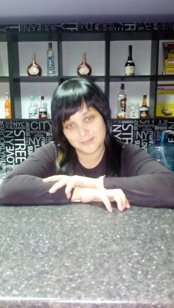  ,   Ylia, 37 ,   