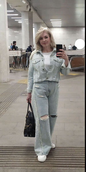  ,   Irina KosMos, 57 ,     , c 