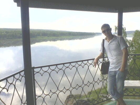  ,   Artem, 39 ,   ,   , c 