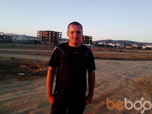  3611371  Viktor, 40 ,    