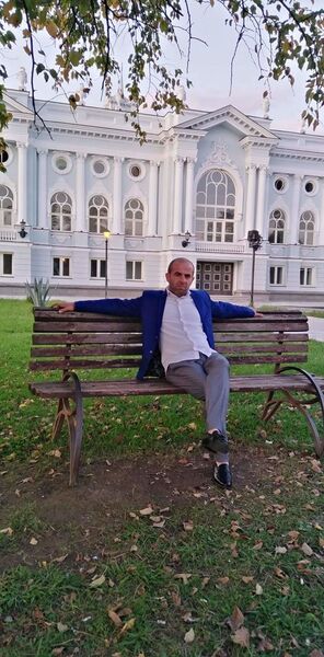  ,   Levani, 42 ,   ,   , c 