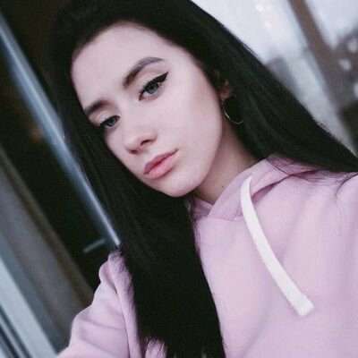  ,   Farida, 22 ,   