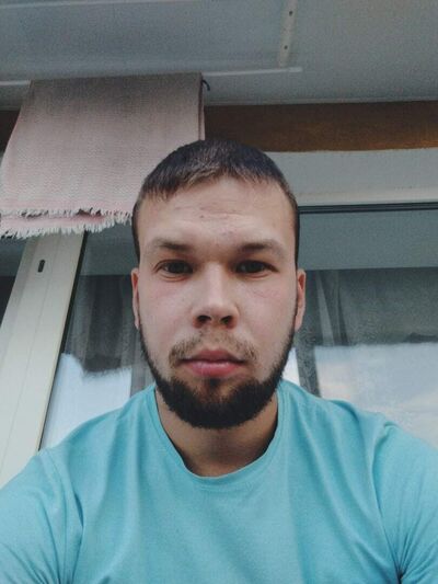  ,   Ilya, 25 ,   ,   