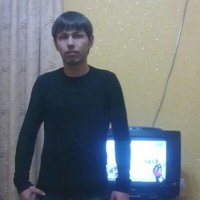  ,   Bekzod, 37 ,   