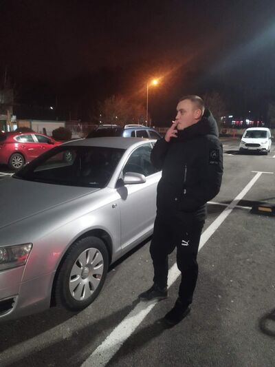  ,   Andrii, 28 ,   ,   