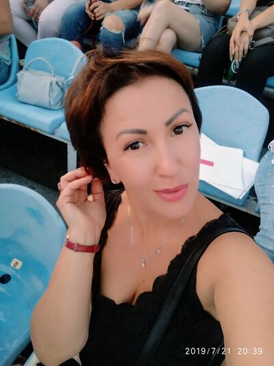  ,   Marina, 47 ,   ,   , c 