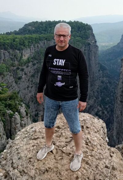  ,   Vlad, 48 ,   ,   
