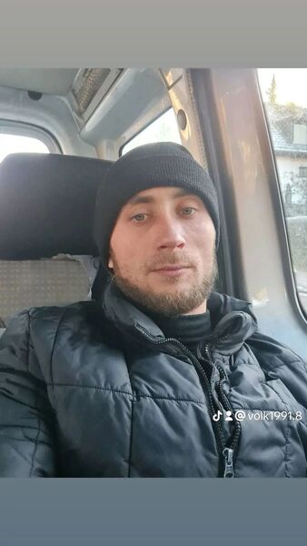  ,   Mihail, 33 ,   ,   