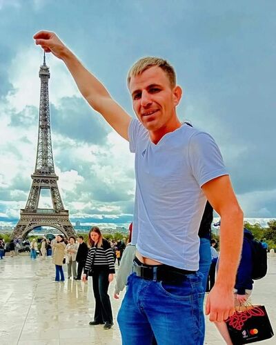  Palais-Bourbon,   Andrei, 29 ,   ,   