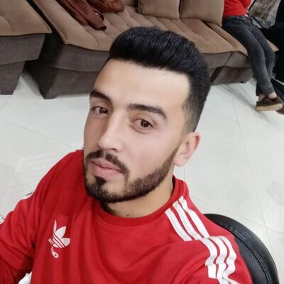  ,   Mirjan, 33 ,  