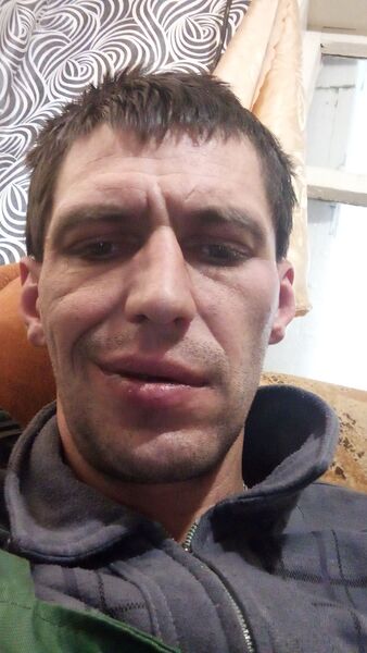  ,   Ruslan, 35 ,   ,   