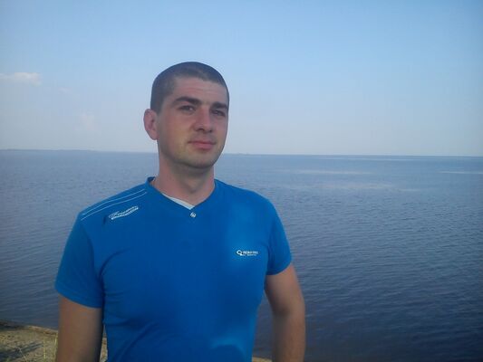  ,   Dima, 40 ,   
