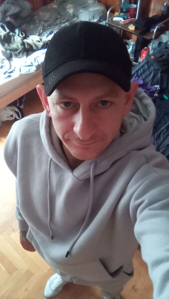  ,   Maksym, 40 ,   ,   