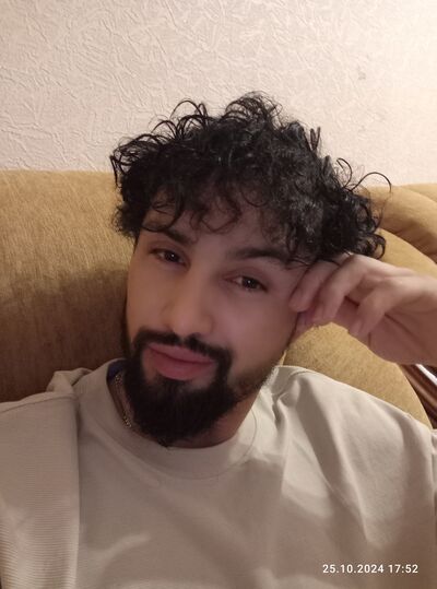  ,   Nik, 29 ,   ,   