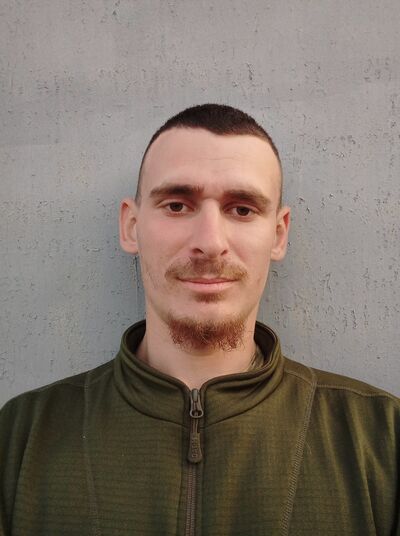  ,   Viktor, 31 ,   ,   , c 