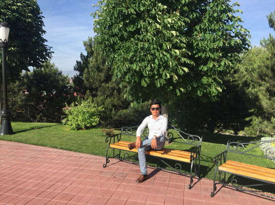  ,   Mehriddin, 29 ,  