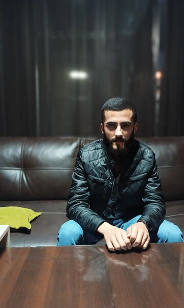 ,   Ali, 23 ,   ,   
