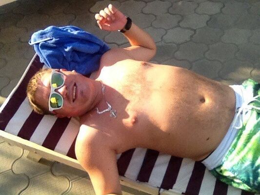  ,   Igor, 32 ,   , 