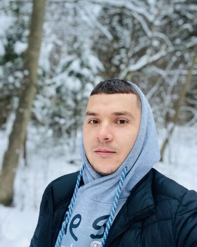  ,   Adrian crist, 31 ,   ,   