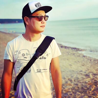  ,   Alexander, 32 ,   ,   