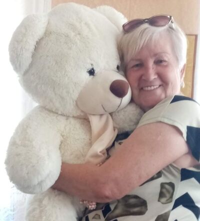  ,   Elena, 64 ,   ,   